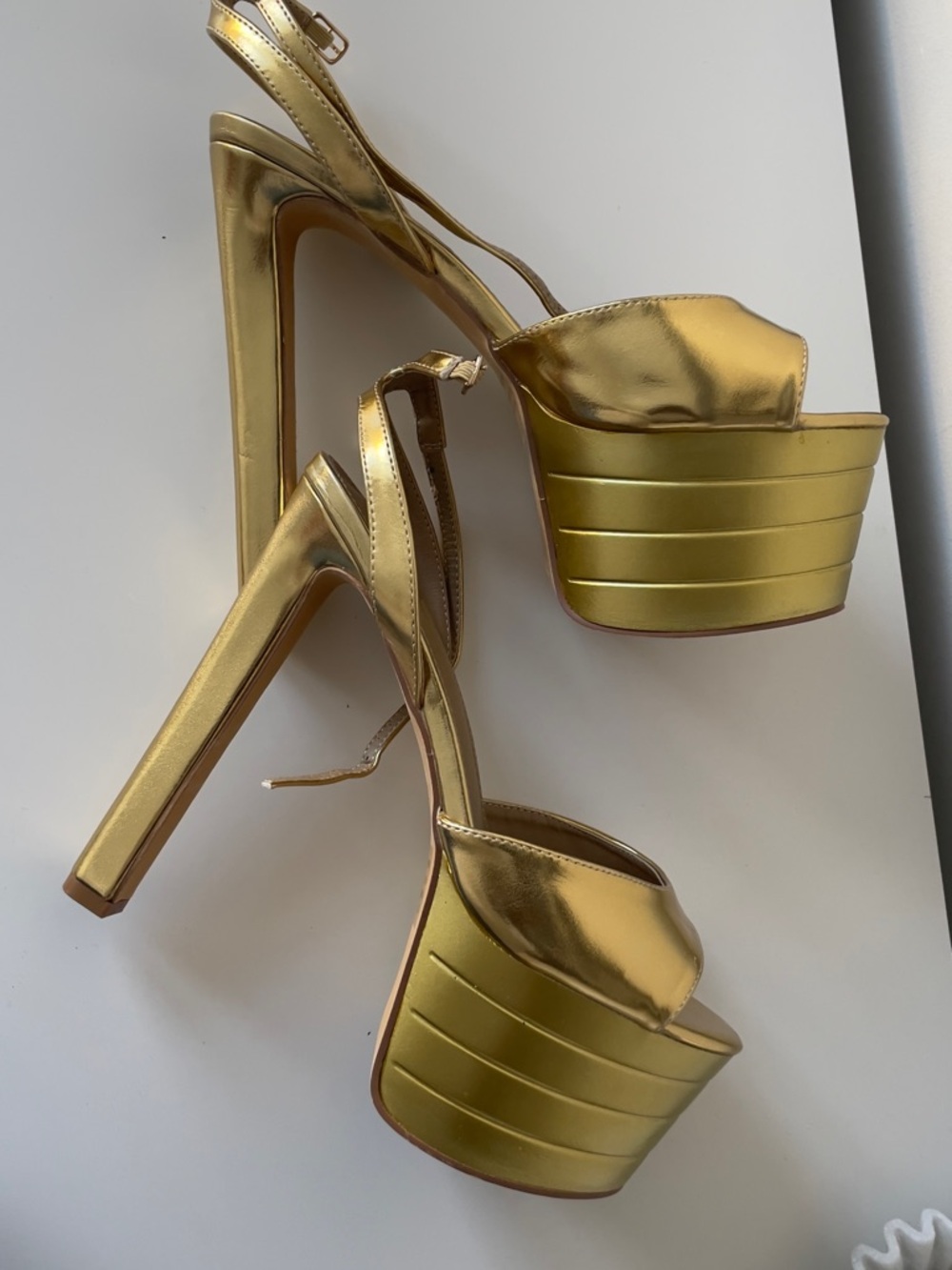 Ego Gold Platform - Picture 2 of 5
